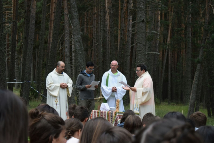 Luis Javier Barajas renueva su Profesión Religiosa