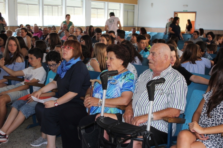 Los padres del Rector Mayor “de campamento”