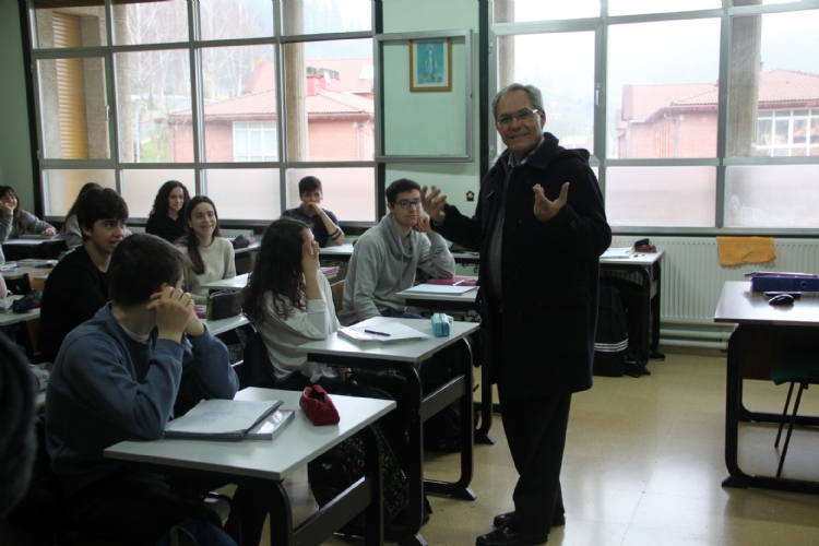 “En la vocación no es lo fundamental planteársela, sino acogerla”