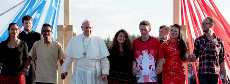 El Papa Francisco pide opinión a los jóvenes