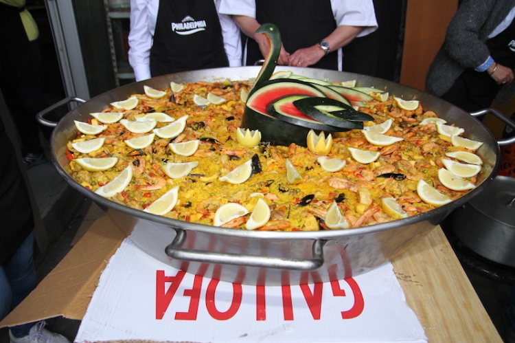 V Paella Popular solidaria pro-familias del Barrio