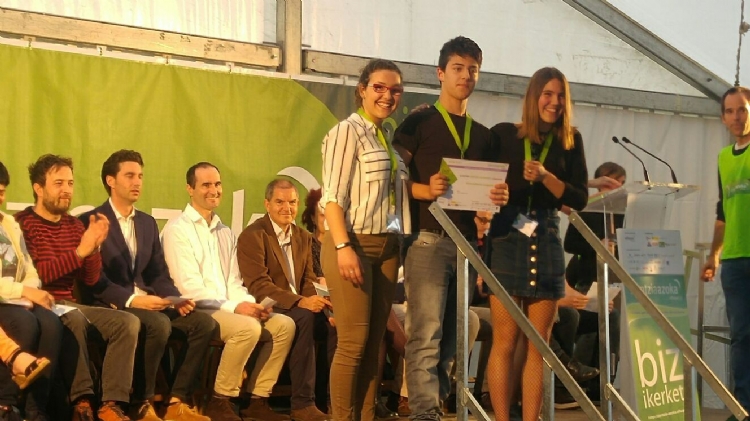 Los alumnos de 3º de ESO han sido premiados en la Feria de la Ciencia organizada por Elhuyar