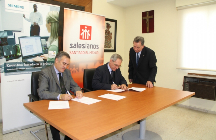 Convenio de colaboración entre Salesianos y Siemens para la FP