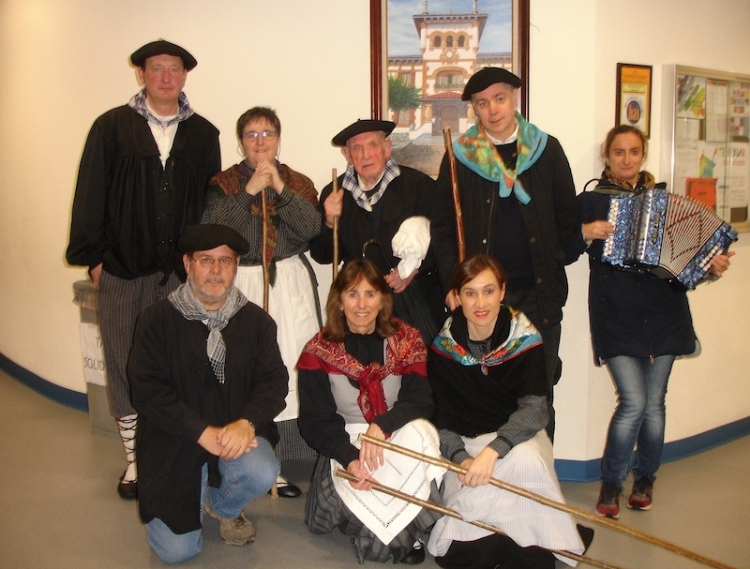 Cantos en la Víspera de Santa Águeda/ Santa Ageda bezperan kantari