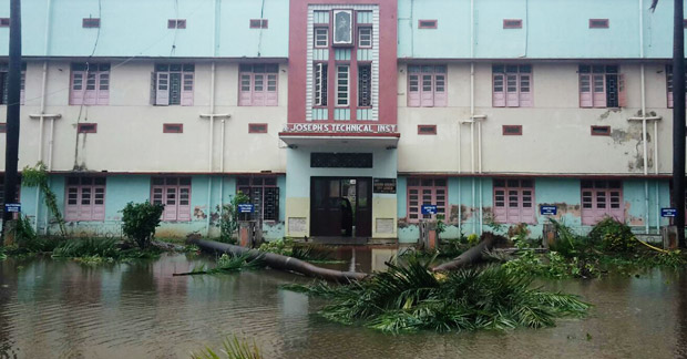 Mensajeros de la Paz apoya proyectos sociales afectados por el ciclón Vardah en el Sur de la India