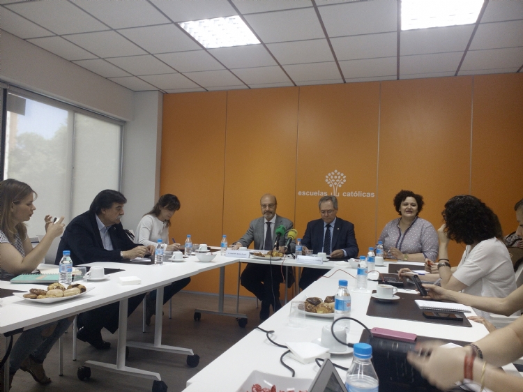 Un estudio de EC tumba varios ‘mitos’ sobre la educación católica