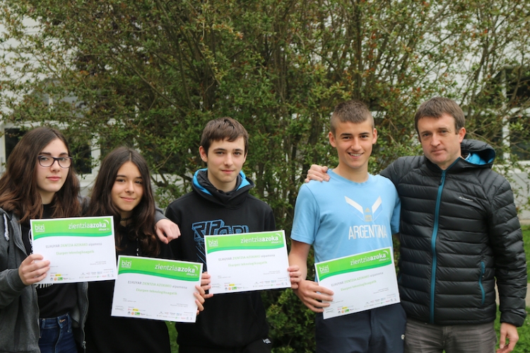 Urnieta: Los alumnos de 3º de ESO han sido premiados en la Feria de la Ciencia organizada por Elhuyar