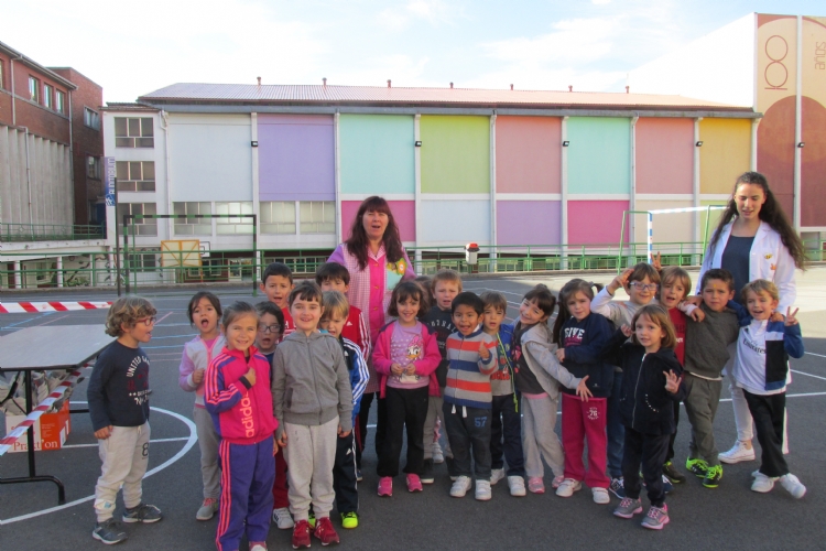 Fiesta de la Mangosta en el Colegio de Santander