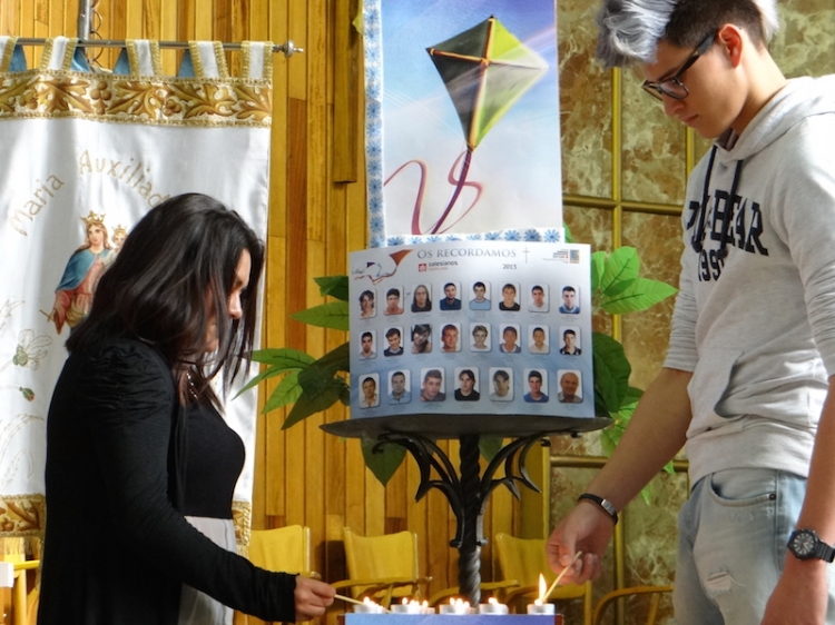 Pamplona:  Celebración de alumnos difuntos