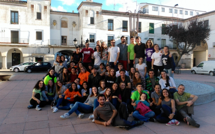 Un puente del Pilar pasado por formación