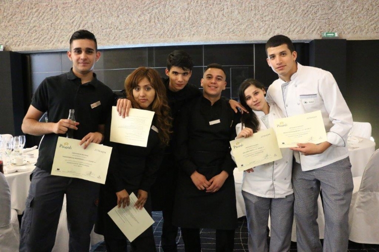 Cena benéfica de Hilton y Pinardi por el proyecto Hilton Hopes