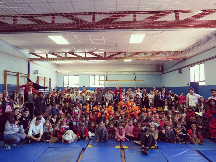 Don Bosco por el mundo: De Salesianos El Pilar a Pekín