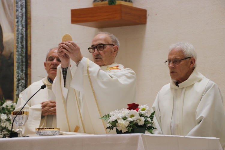 Fermín Nuevo: 50 años dándose a los demás como sacerdote