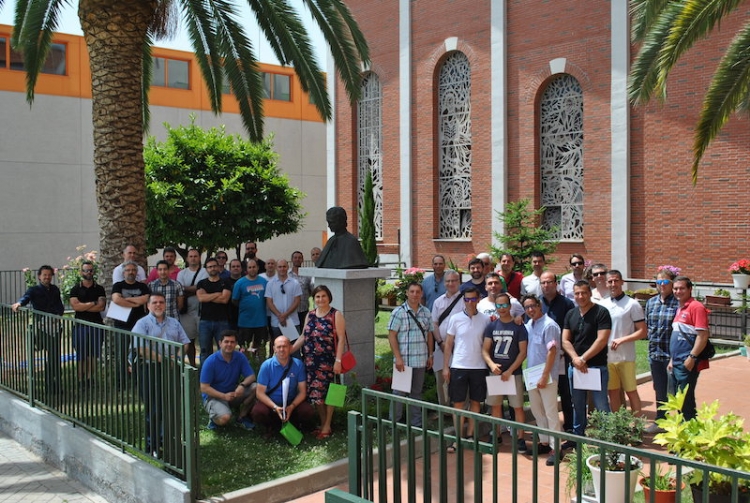 Celebrando los 25 de finalización de estudios en Domingo Savio-Madrid