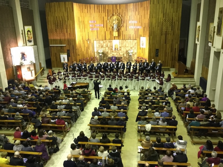 El Orfeón Pamplonés en la Iglesia de María Auxiliadora