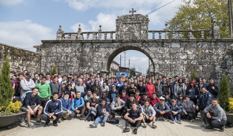 Desde el Colegio Hogar de Vigo por la ruta de “La Piedra y el Agua”