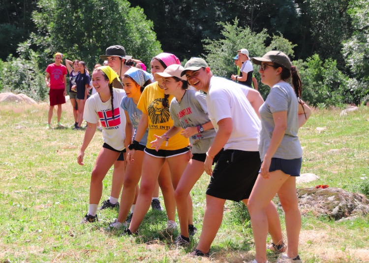 Casi 200 jóvenes de cuatro centros juveniles, de campamento en Parzán