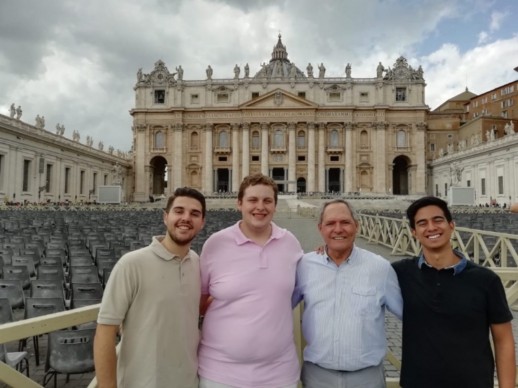 Luis Valverde y Chema García inician su noviciado en Genzano  Roma