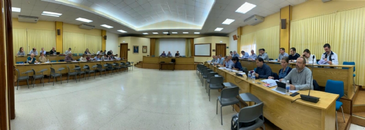 Alrededor de 40 administradores de colegios se reúnen en León