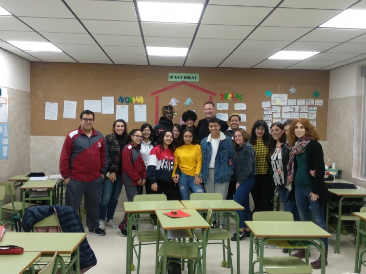 Pedro Aguado visita CACE CityCentro en Vallecas