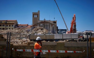 “Patio Salesiano”, al mirar el derribo del antiguo edificio de Salesianos Pamplona