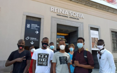 Jóvenes de Pinardi-Nicoli visitan el museo Reina Sofía 